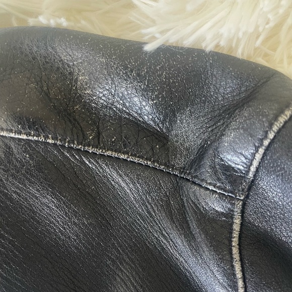 Men’s vintage leather jacket with white stripes. - Picture 11 of 16